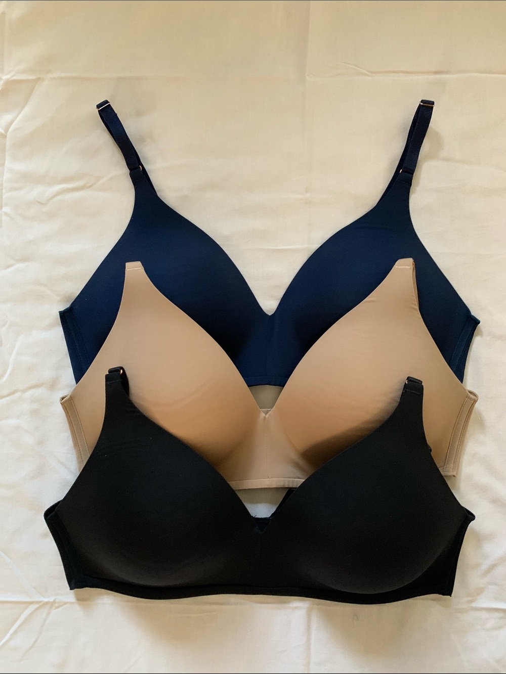 Soma Vanishing 360 Wireless Smooth Seamless Bras - Navy, Nude, Black